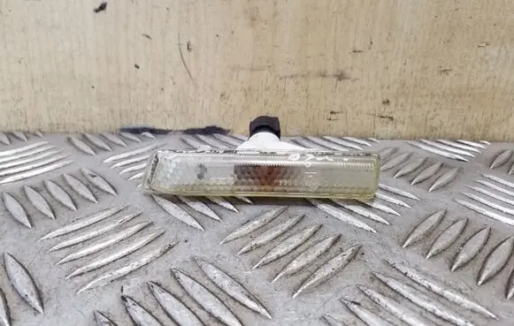 BMW X5 E53 Front fender indicator light