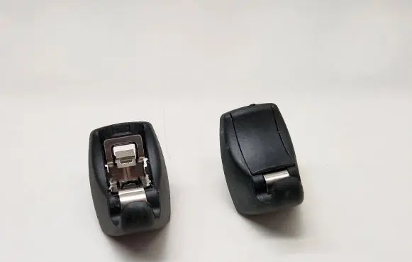 Sun visor clip/hook/bracket