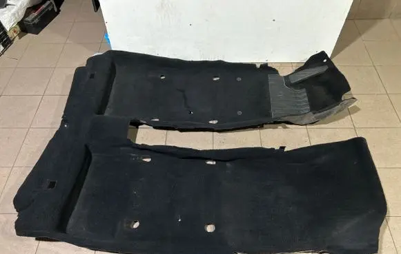 Renault Megane IV Interior carpet 749022609R
