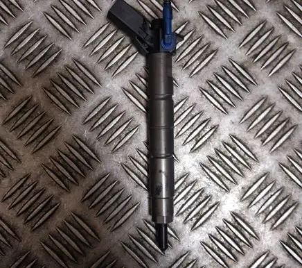 Mercedes-Benz E W213 Fuel injector A6540700187