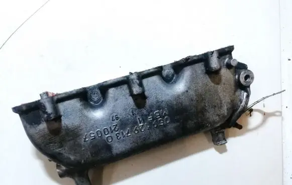 Volkswagen PASSAT B5 Intake manifold 059129713q 210057