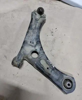 Skoda Yeti (5L) Front lower control arm/wishbone NOCODE