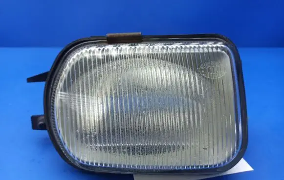 Mercedes-Benz C W203 Front fog light 2158200556 1NA00797601