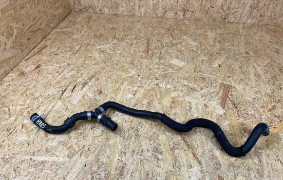 Volvo XC90 Engine coolant pipe/hose 32138625
