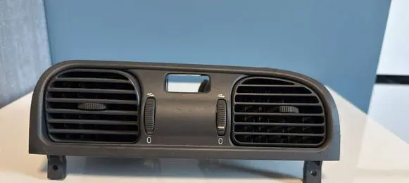 Volvo S40, V40 Dash center air vent grill 30644004