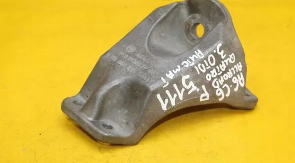 Audi A6 S6 C6 4F Gearbox mounting bracket 4F0399114B