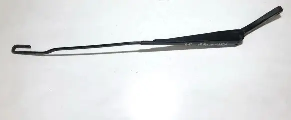 Ford Mondeo Mk III Front wiper blade arm 1s7117526db 1s71-17526-db