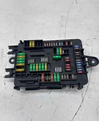 BMW X5 F15 Fuse module 19325000003 9360372 19072015