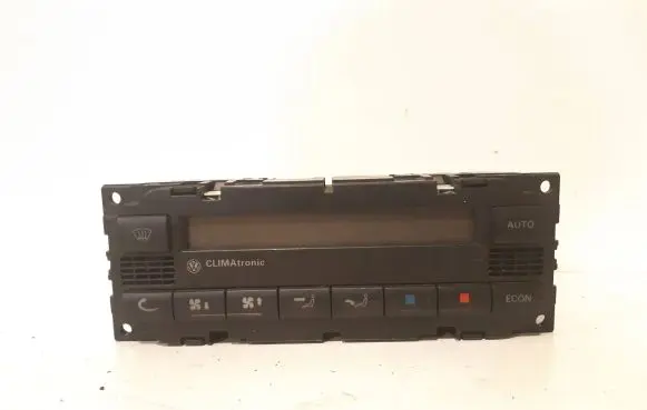 Volkswagen PASSAT B5 Climate control unit 3B1907044D