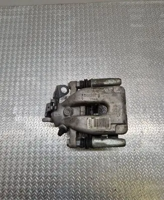 Opel Crossland X Rear brake caliper 32055429 132761