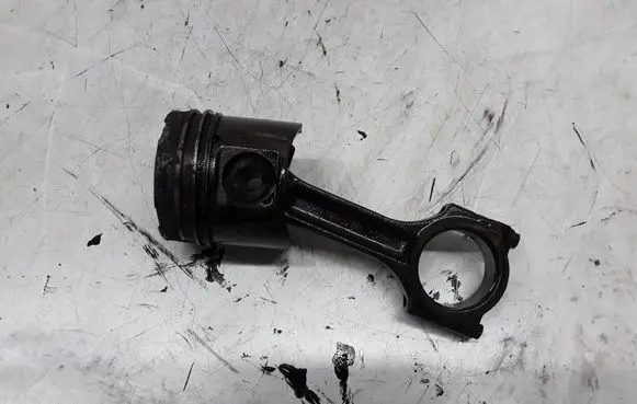 Renault Espace - Grand espace IV Piston with connecting rod