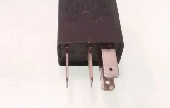Opel Astra G Other relay 24435922 70220