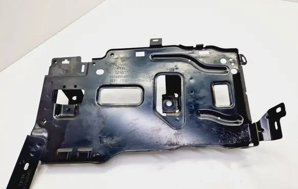 Battery tray