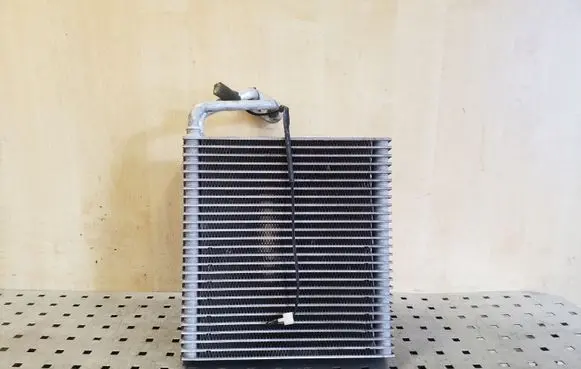Air conditioning (A/C) radiator (interior)