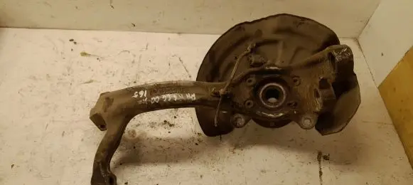 Audi A6 S6 C6 4F Front wheel hub