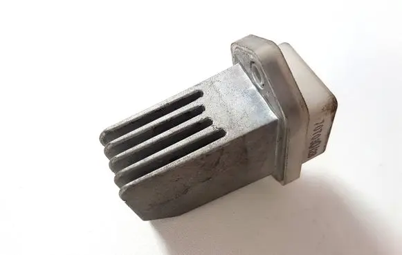 Nissan Qashqai Heater blower motor/fan resistor 70T030I28