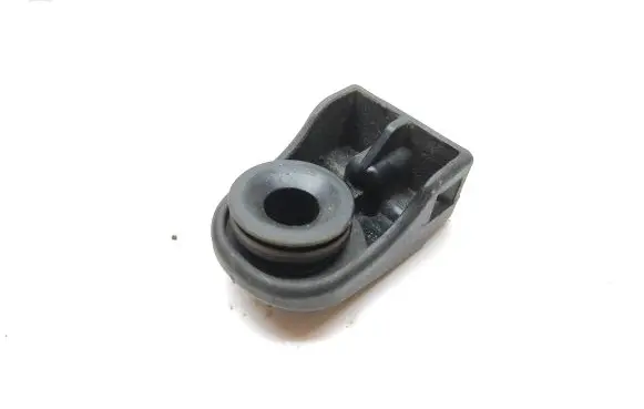 Citroen DS5 Radiator mount bracket 9628677880