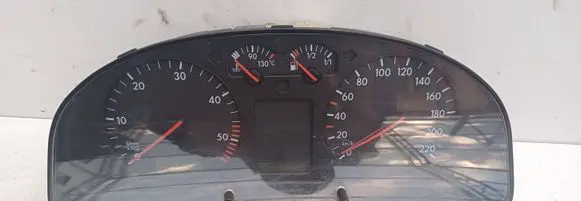 Volkswagen PASSAT B5 Speedometer (instrument cluster) 3B0919861K