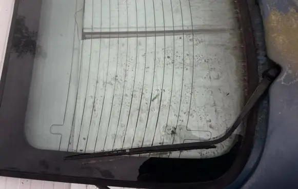 Renault Laguna I Rear wiper blade arm