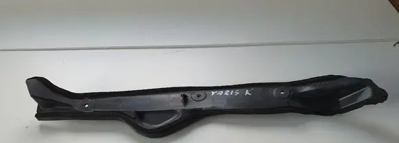 Toyota Yaris Fender end trim 