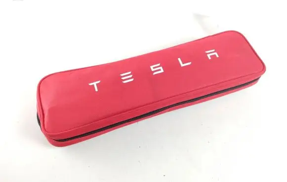 Tesla Model Y First aid kit P147507600D