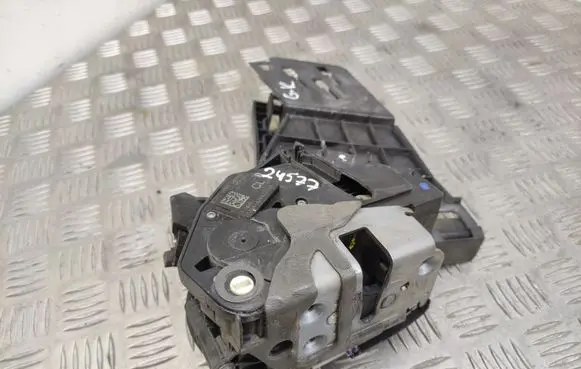 Ford Fiesta Rear door lock 8A6AA26413AD