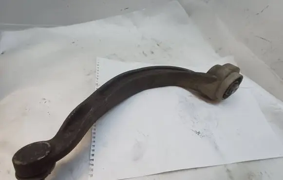 Audi A6 Allroad C7 Front lower control arm/wishbone 4G0407695