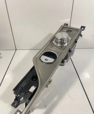 Jaguar XF Gear selector 8X237E453GC 04503030 90124192730006