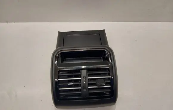 Volkswagen PASSAT B8 Rear air vent grill 3G0864131