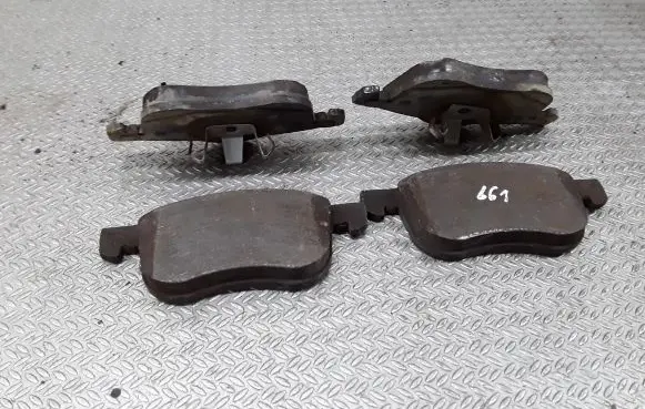 Volvo S60 Brake pads (front) 