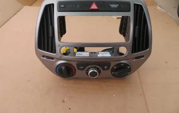 Hyundai i20 (PB PBT) Other switches/knobs/shifts