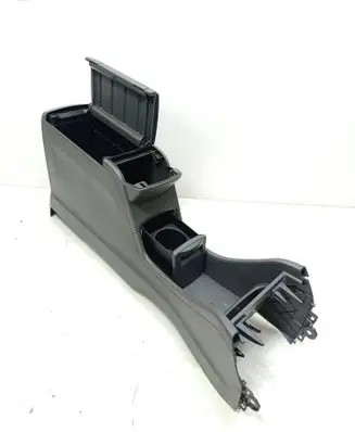 Toyota Prius+ (ZVW40) Armrest 5881247040