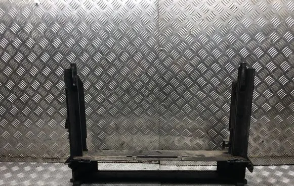 BMW 5 E60 E61 Bottom radiator support slam panel 7787443