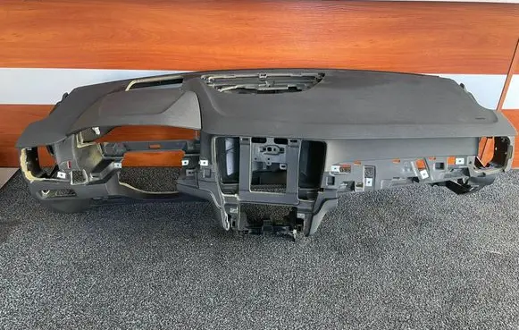 Volvo S90, V90 Dashboard 39838576