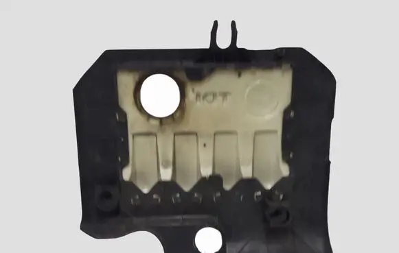 Volkswagen PASSAT B6 Engine cover (trim) 03G103925