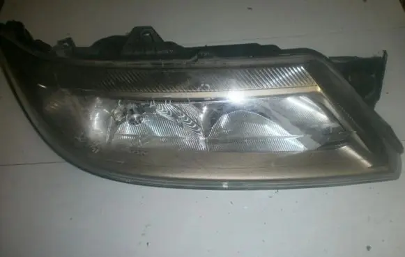Renault Laguna II Headlight/headlamp 8200002468