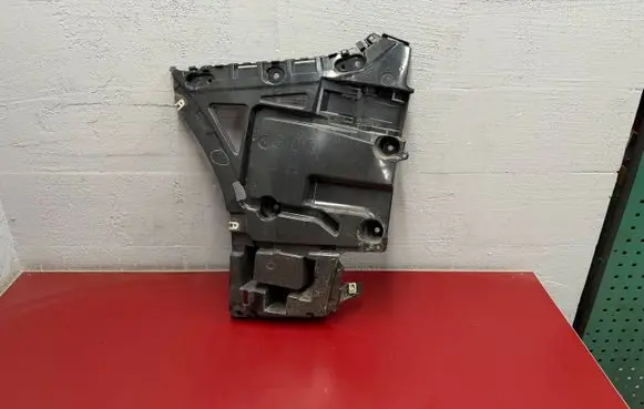 BMW X3 G01 Bumper support mounting bracket corner 7400667 51127400667