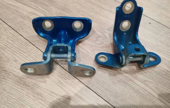 KIA Stonic Rear door hinge set 