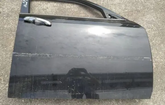 Chrysler 300 - 300C Front door juodos
