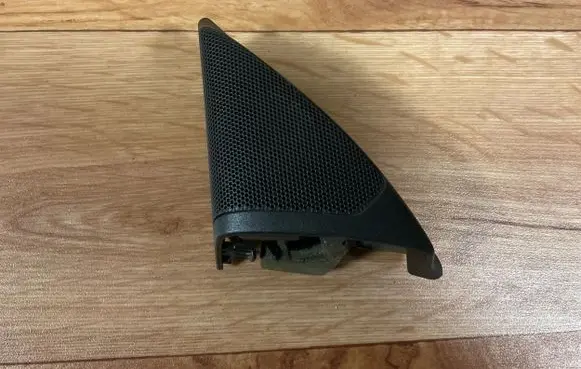 Opel Insignia A Front door high frequency speaker 13240950