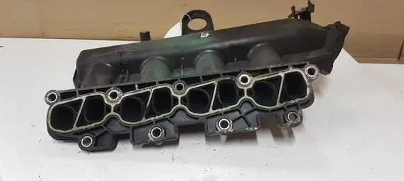 Opel Corsa C Intake manifold B309 73501353