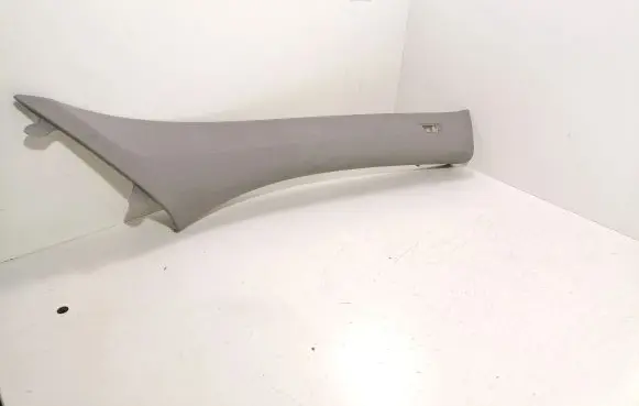 BMW 5 GT F07 (A) pillar trim 913716