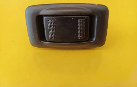 Mazda 626 Electric window control switch GE4T6638065 C8HD9565