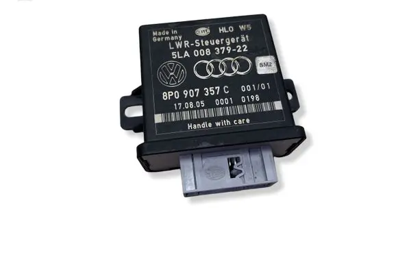 Audi A6 S6 C6 4F Light module LCM 8P0907357C