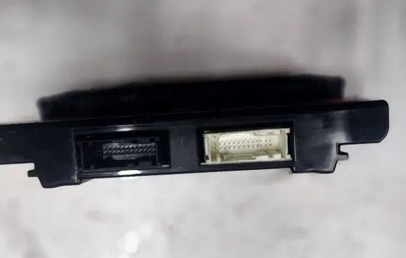 Ford C-MAX I Climate control unit 3M5T18C612AP 18498