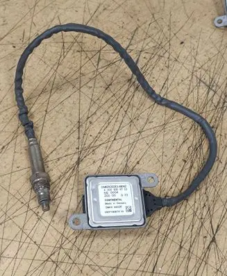 Mercedes-Benz E W213 Lambda probe sensor A0009059703