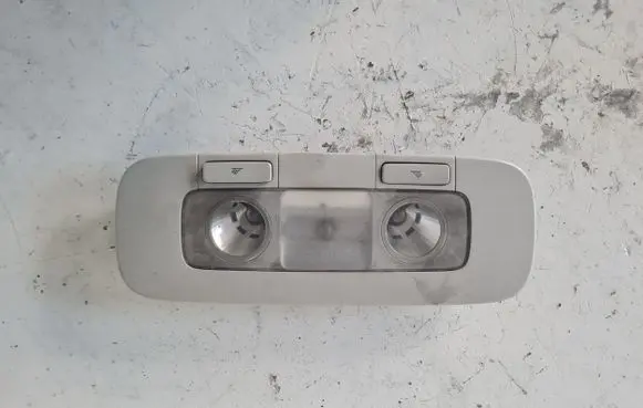Volkswagen Golf V Rear seat light