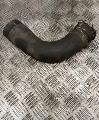 Toyota Auris 150 Engine coolant pipe/hose