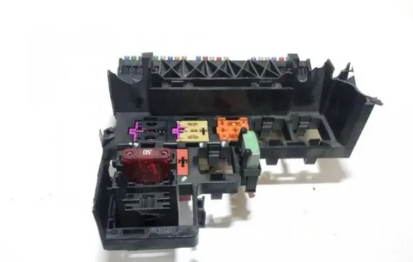 Ford Galaxy Fuse box set 1486818473