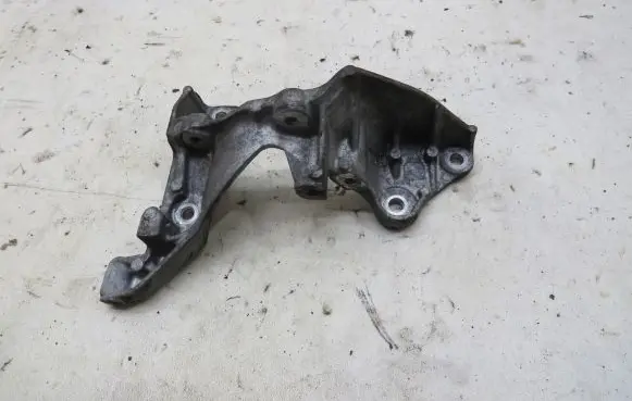Renault Scenic III - Grand scenic III Other engine bay part 147174072R